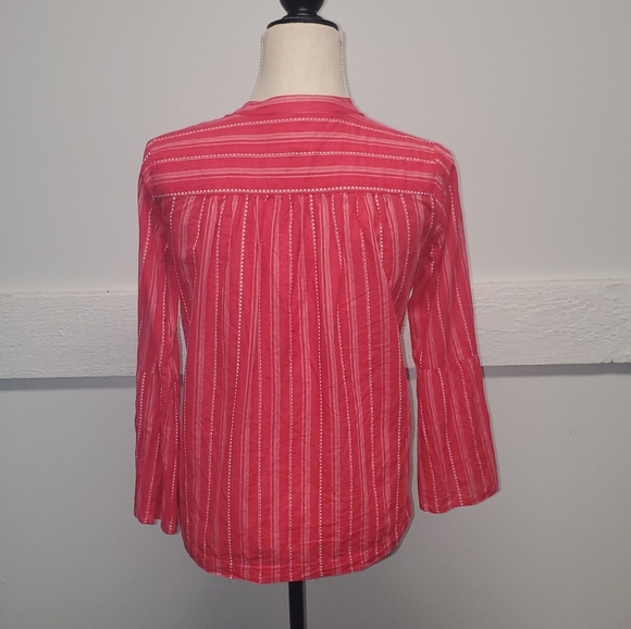 Loft Top - Picture 3 of 6